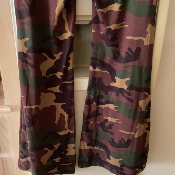 Camouflage bell bottom pants, Brown, Beige - Picture 6 of 6